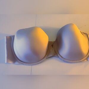 Victoria's Secret Seamless Strapless Bra - Cream